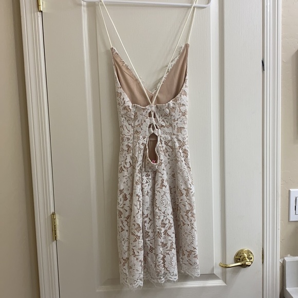 Pink Lily Boutique Lace Dress - Picture 2 of 5